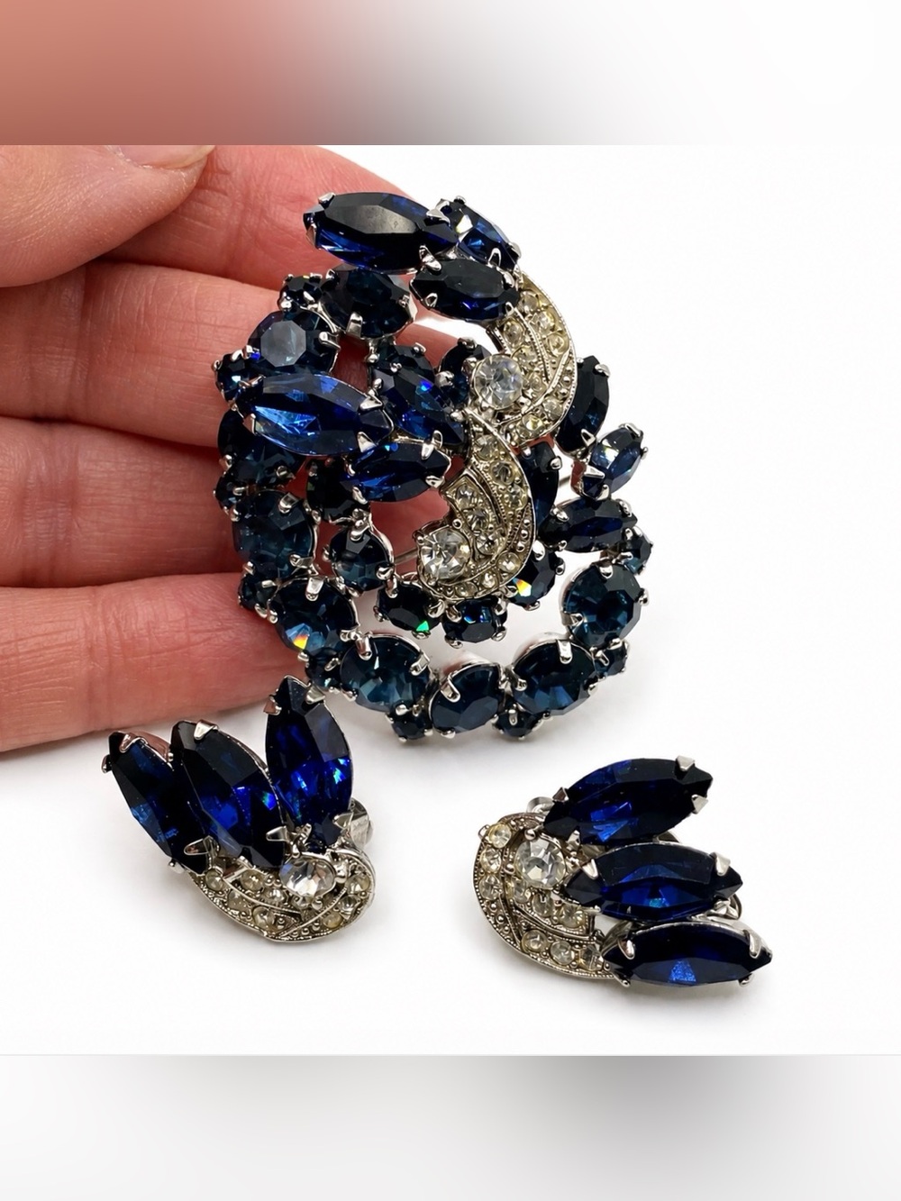 Weiss Dazzling Sapphire Blue and Clear Rhinestone Brooch & Earrings Set Vintage
